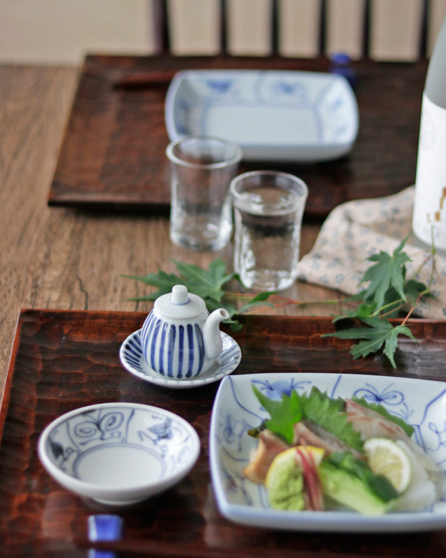 砥部焼の和食器 梅山窯の醤油さし