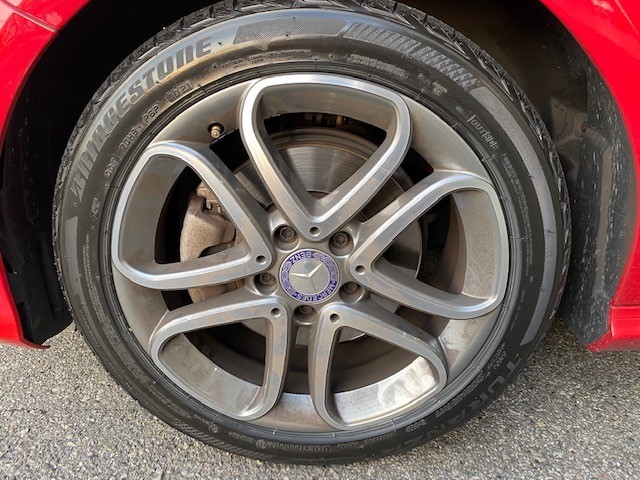 メルセデスベンツ Aクラス タイヤ交換しました(*´▽｀*) | 店舗お