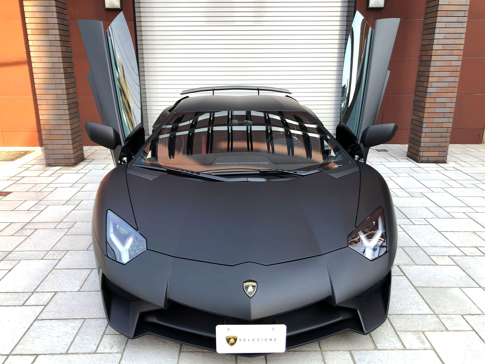 ランボルギーニ アヴェンタドール LP750-4 SV マットブラック フル