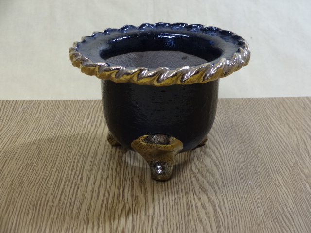 山野草鉢/蘭鉢の販売通販（フチ金富貴蘭鉢 4号） 株式会社 原田園芸