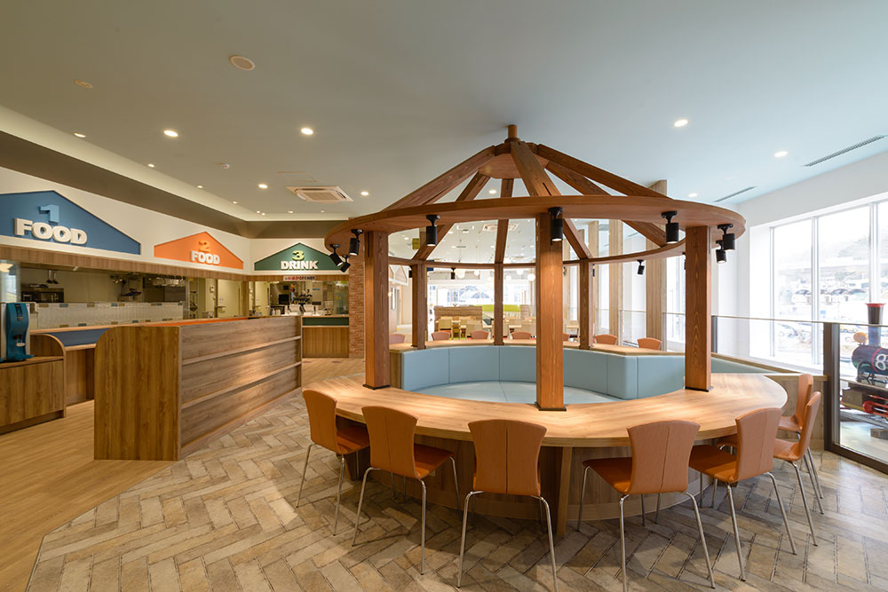 京王あそびの森 HUGHUG 〈ハグハグ〉 | 実績紹介 | 株式会社丹青社