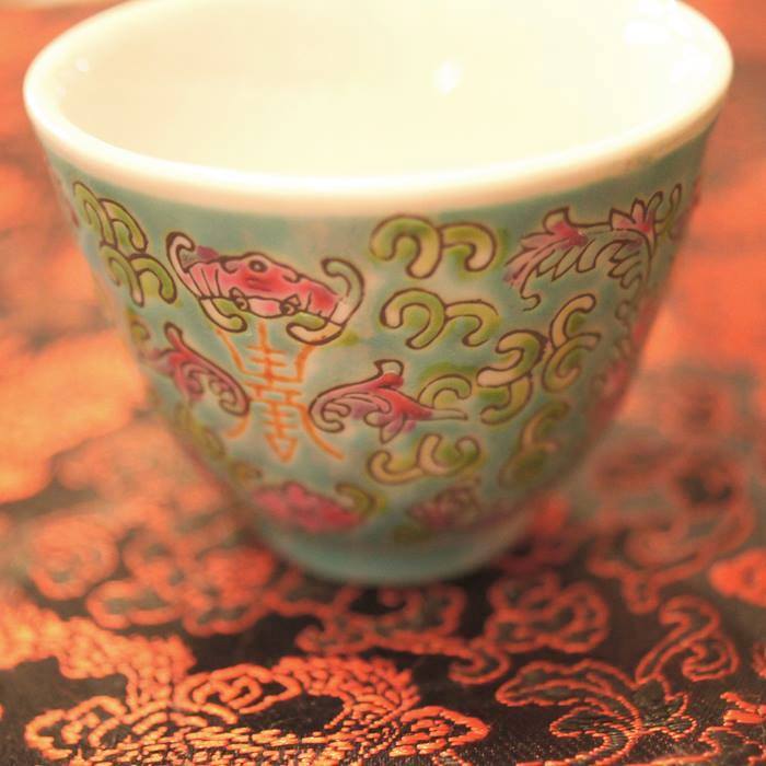 景徳鎮 緑洋連 粉彩 二紅 湯呑 No.2312580B - 横浜中華街天宝堂本店