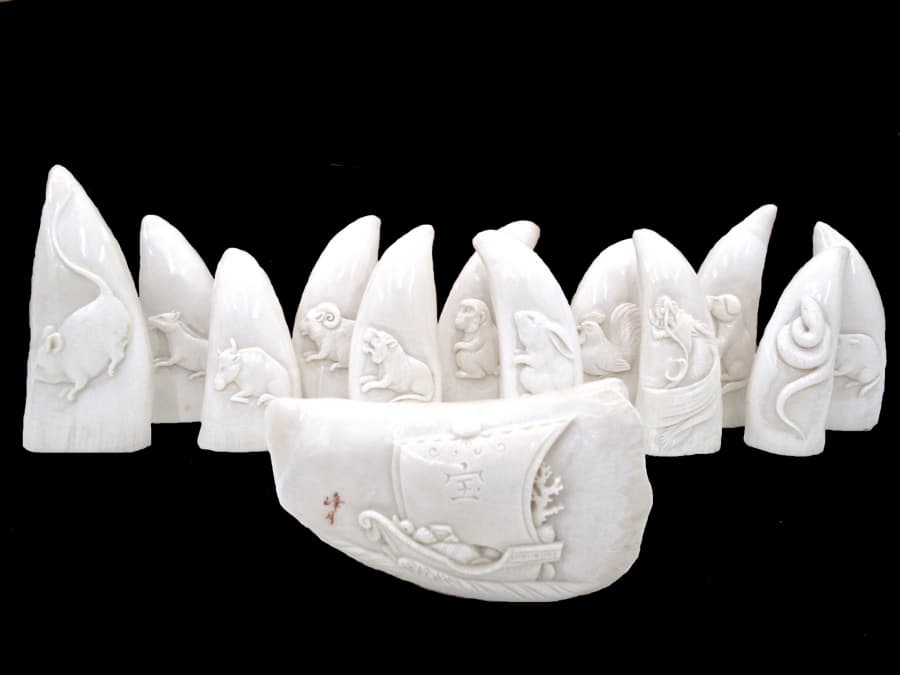 マッコウ鯨の歯 十二支置物【帯広店】 | 買取専門店「ザ・ゴールド(THE