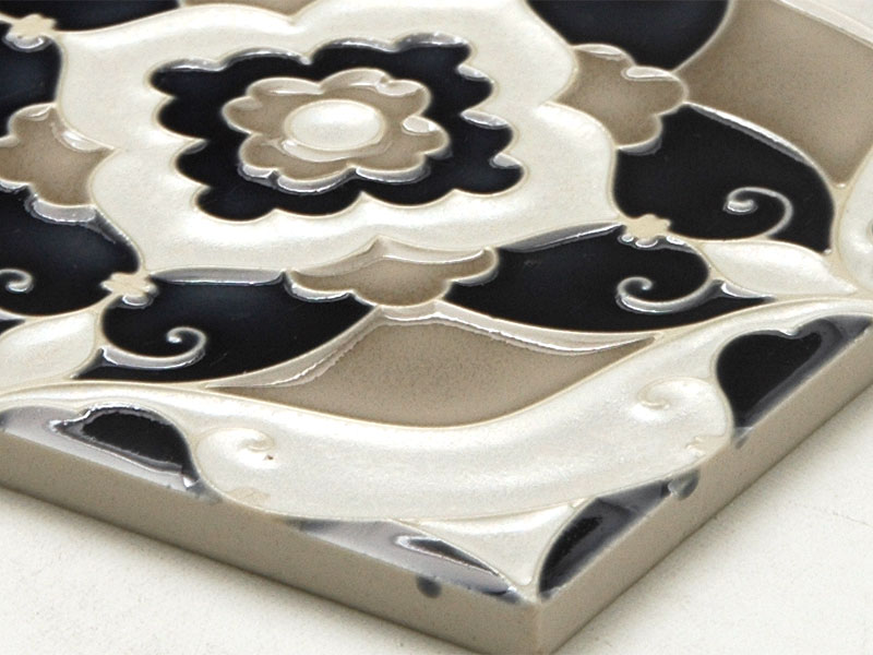 国産マジョリカタイル登場 | タイルライフ アウトレットタイル販売