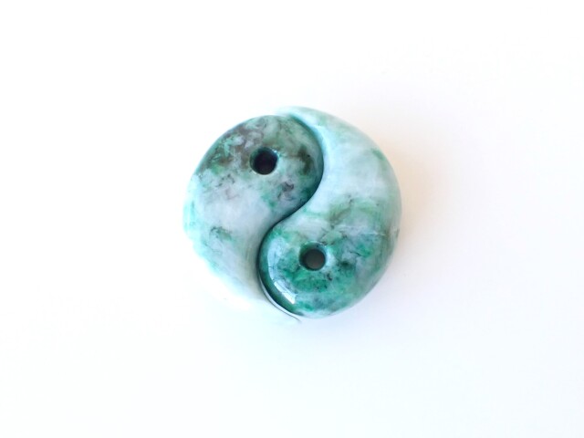 HC0387 新潟県糸魚川産 翡翠 勾玉 縁結び