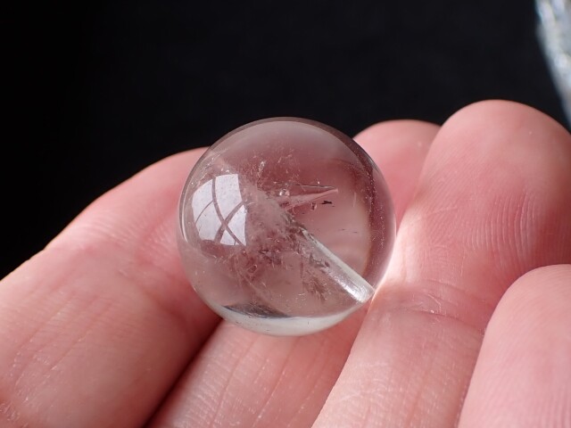 AB3764 水入り水晶（ウォーターインクォーツ） 18．5mm 粒