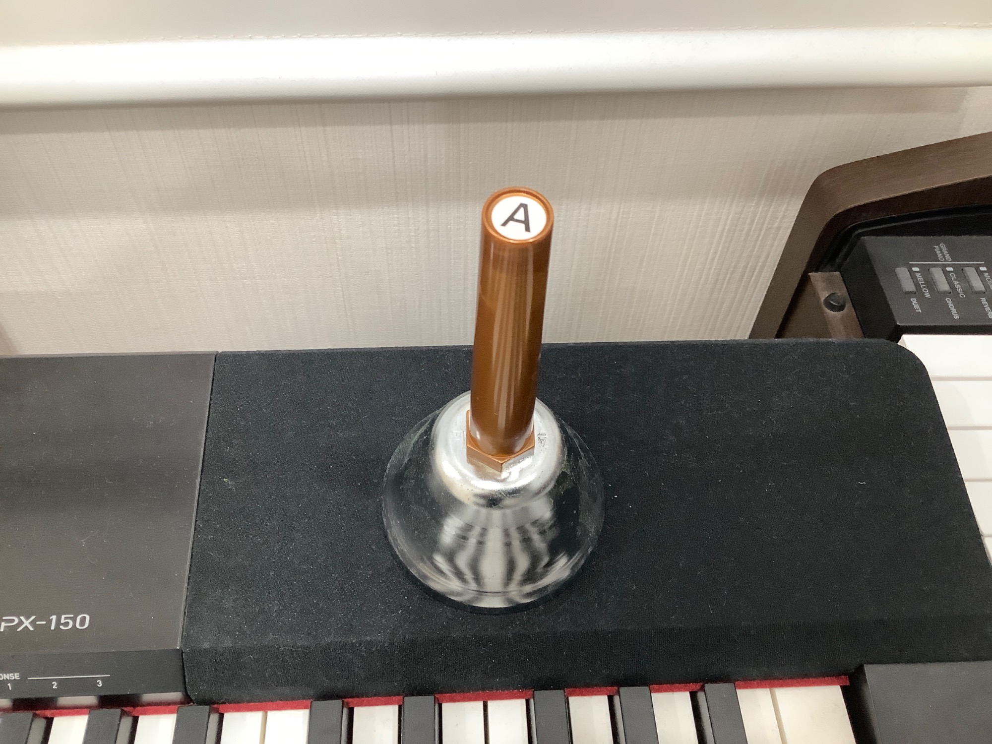 内田洋行 ハンドベル20音セット 入荷致しました！｜2024年02月14日