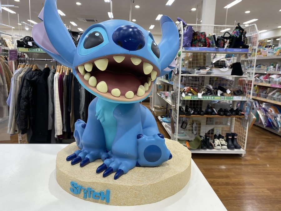 等身大フィギュア「スティッチ」が買取入荷致しました！！｜2021年11月