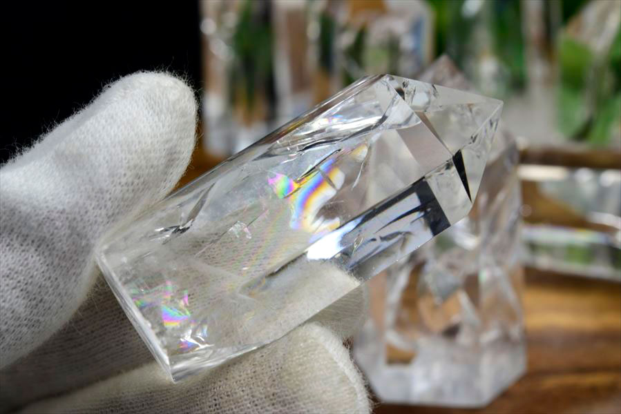 種類おまかせ レインボークォーツ ポイント（ポリッシュ）六角柱｜虹