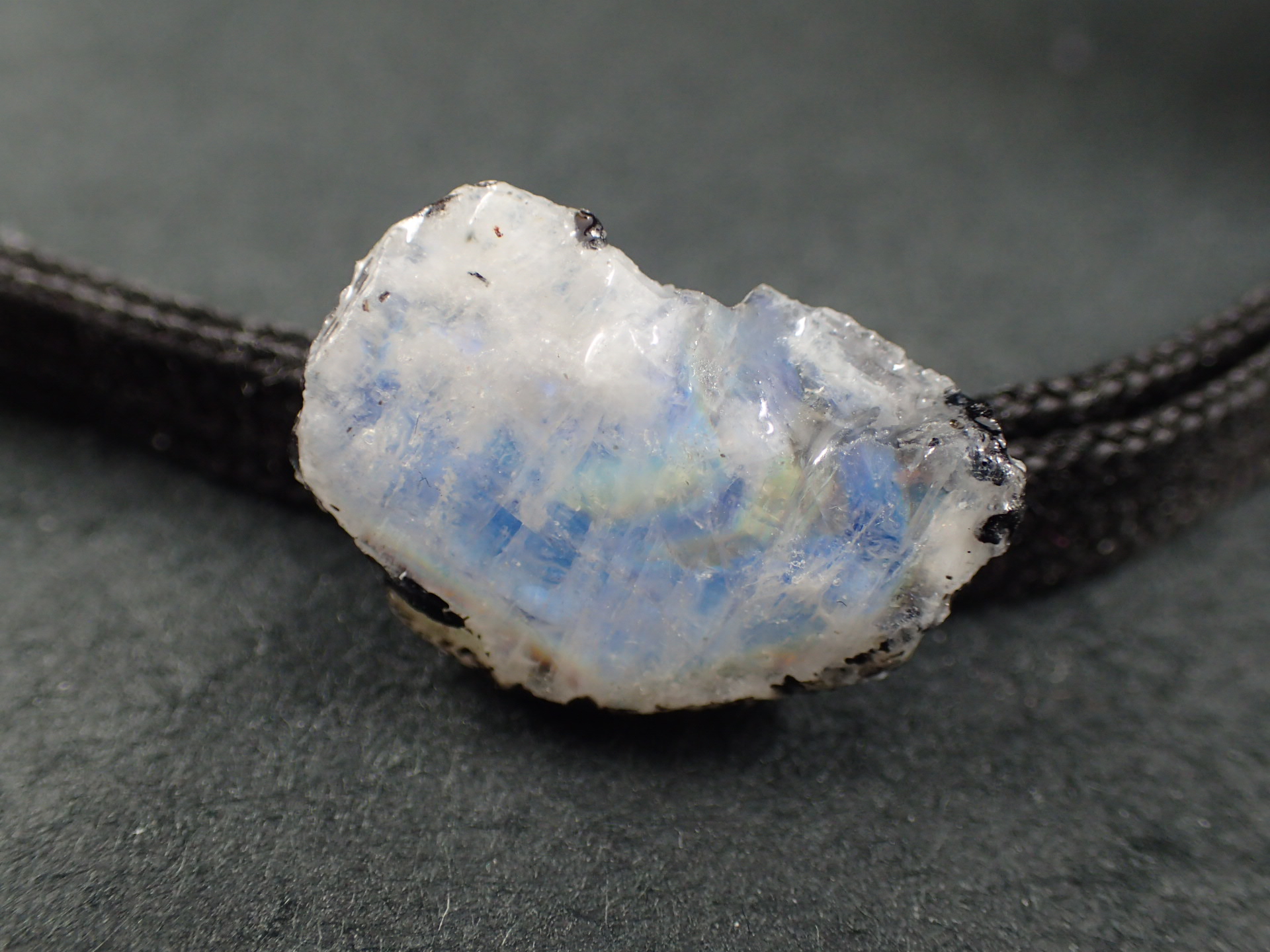 最高品質ブルームーンストーン原石 スリランカ 産 ｜石の販売専門店