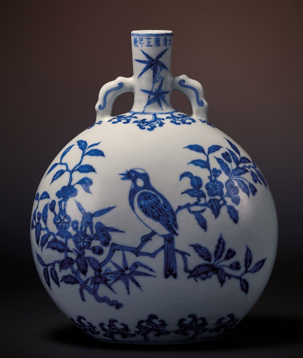 青花花鳥紋如意耳扁壺-宇珍國際藝術| Yu Jen Taipei東瀛秘藏:久手堅