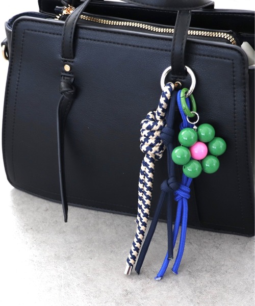 Three Four Time（スリーフォータイム） キーホルダー ダブルパラ