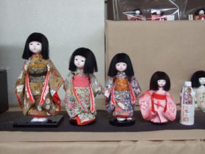 市松人形 大きさ比較と着物選びです。 | 岡崎市｜味岡人形｜雛人形・五