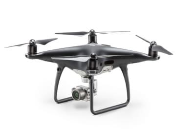 DJIから“黒いファントム”、4K空撮ドローン「Phantom 4 Pro Obsidian