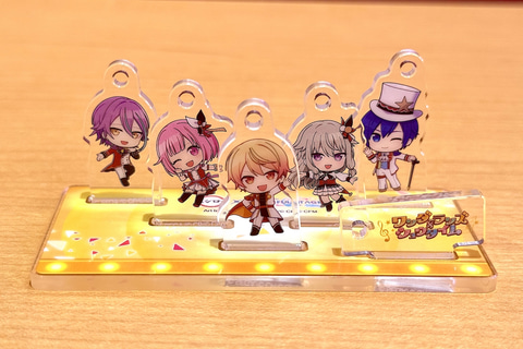 スシロー×「プロセカ」コラボメニューやグッズを撮り下ろしで紹介