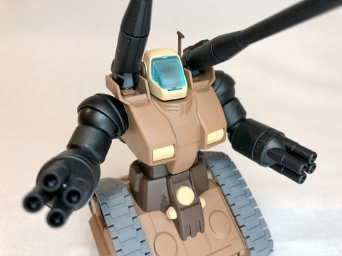 特別企画】ガンプラ「HGUC 1/144 ガンタンク」を缶スプレーでサンド