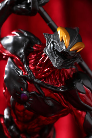 特別企画】「ウルトラマンシリーズ 豪塊 ウルトラマンベリアル」フォト