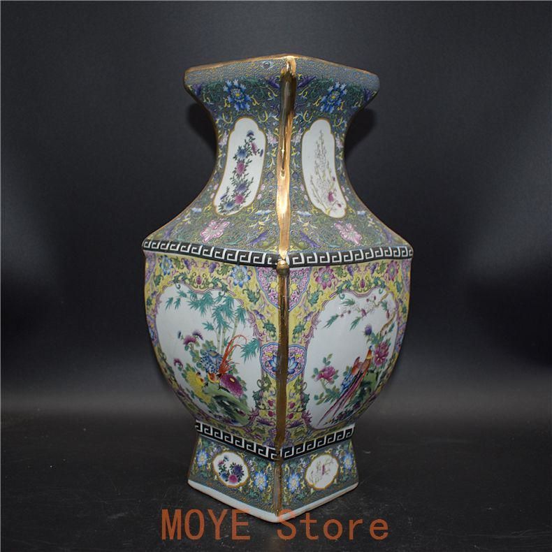 藍地琺瑯彩纏枝両面開窓花鳥抱月瓶 景徳鎮