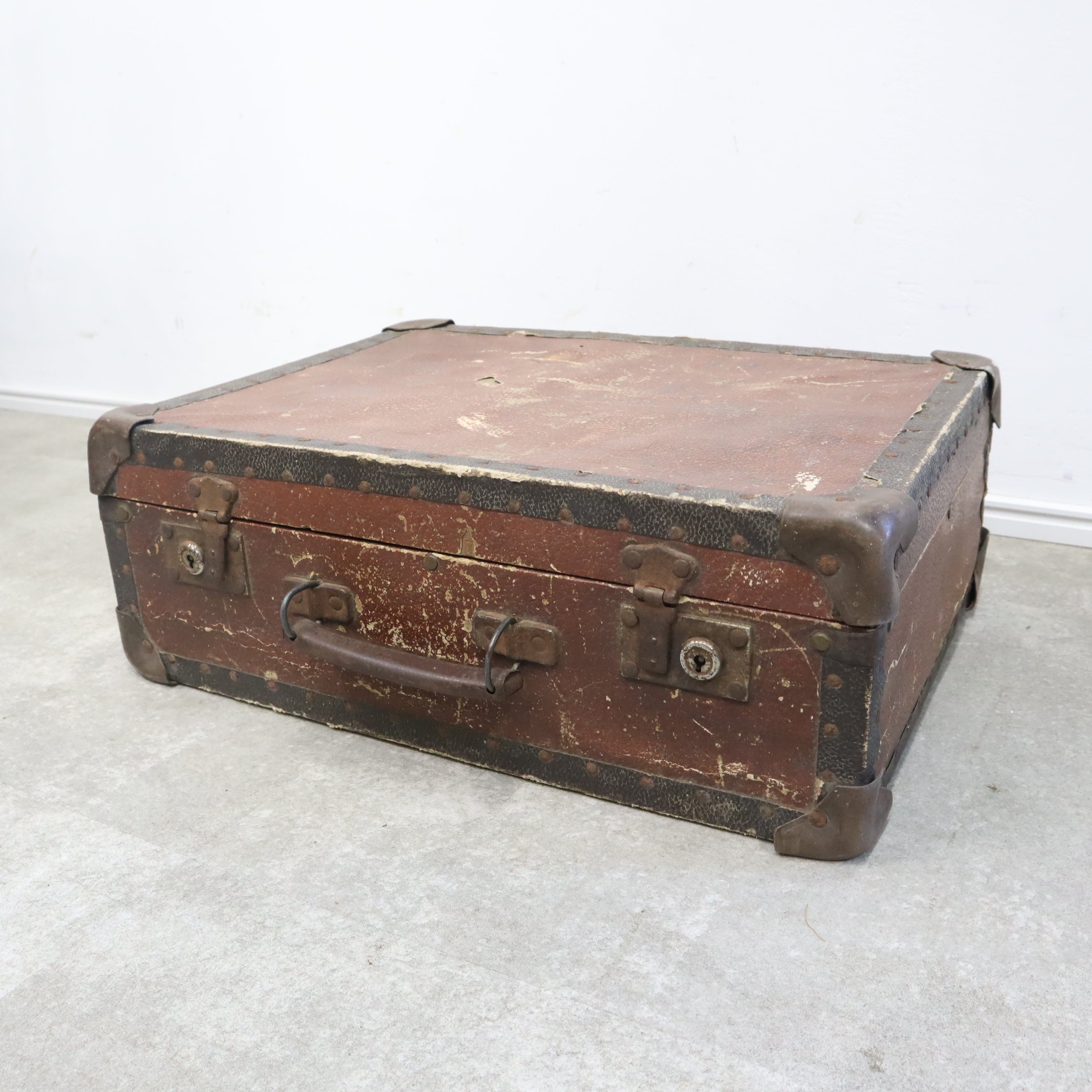 ヴィンテージ革トランク – バナルオンラインショップ（BANUL）の通販