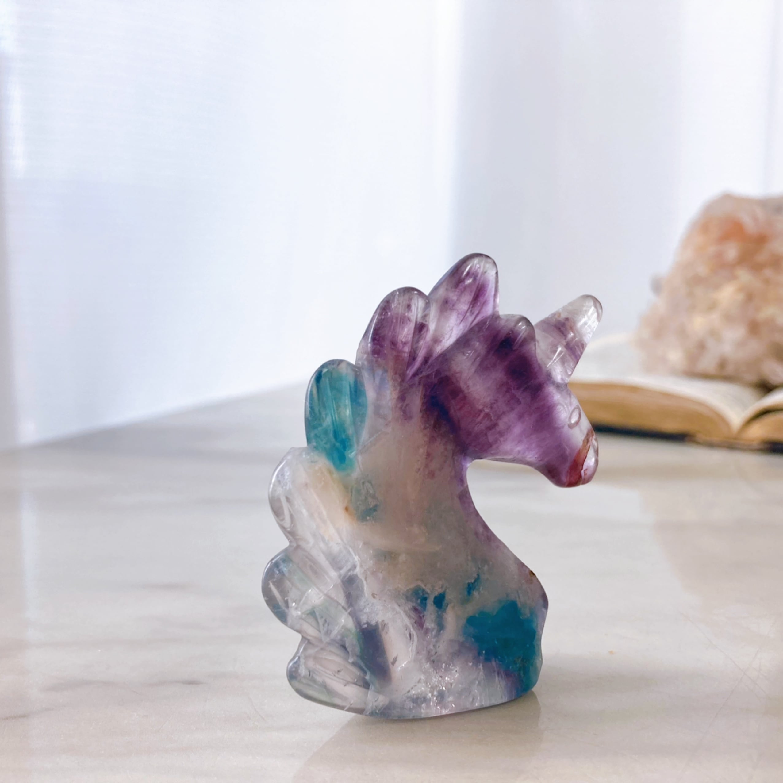 フローライト ユニコーン | 天然石・パワーストーンのお店 ハピタロ Shop