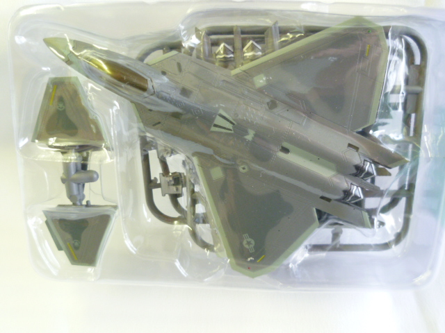 F-toys F-22 アメリカ空軍第49戦闘航空団司令機 シークレット