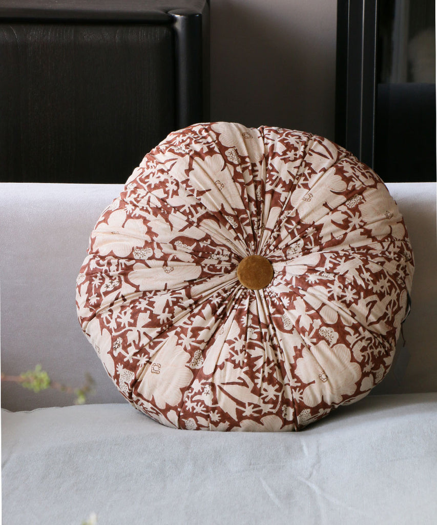 Beatrice LAVAL シルクベロアクッション45×45・エレバンピンク2401