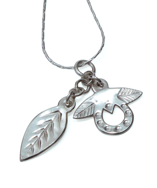 fennica（フェニカ）の「＜Unisex＞金細工またよし / 房ネックレス(小