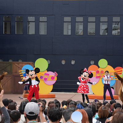 ジャンボリミッキー！レッツ・ダンス！(ディズニーシー)| キャステル