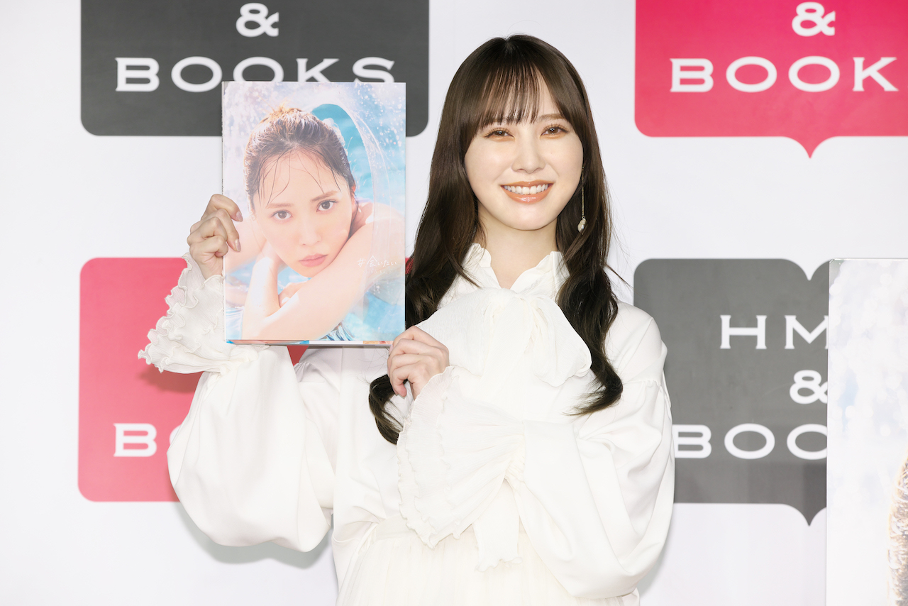 日向坂46・加藤史帆】ビキニやランジェリー姿にドキッ♡1st写真集