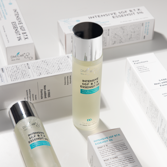 DM.Cell B.T.X. 化粧水、美容液&クリームセット B.T.X.エッセンジット化粧水<天然ボトックス成分配合>｜DM.Cell正規総