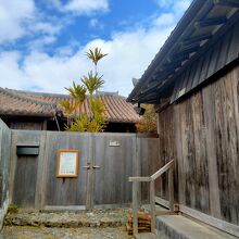 220x220_19282630.jpg?