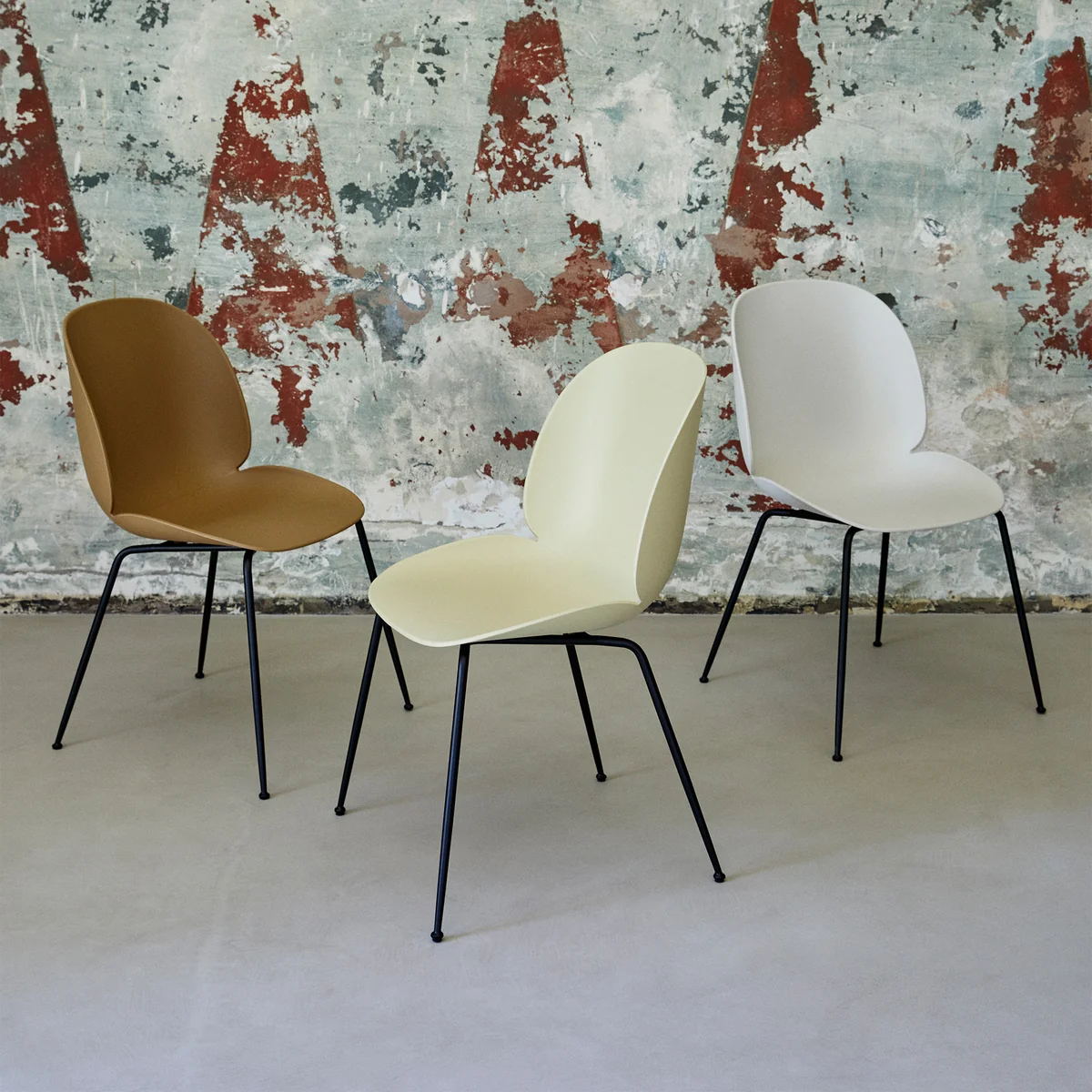 Gubi - Beetle Chair (metal) | Connox