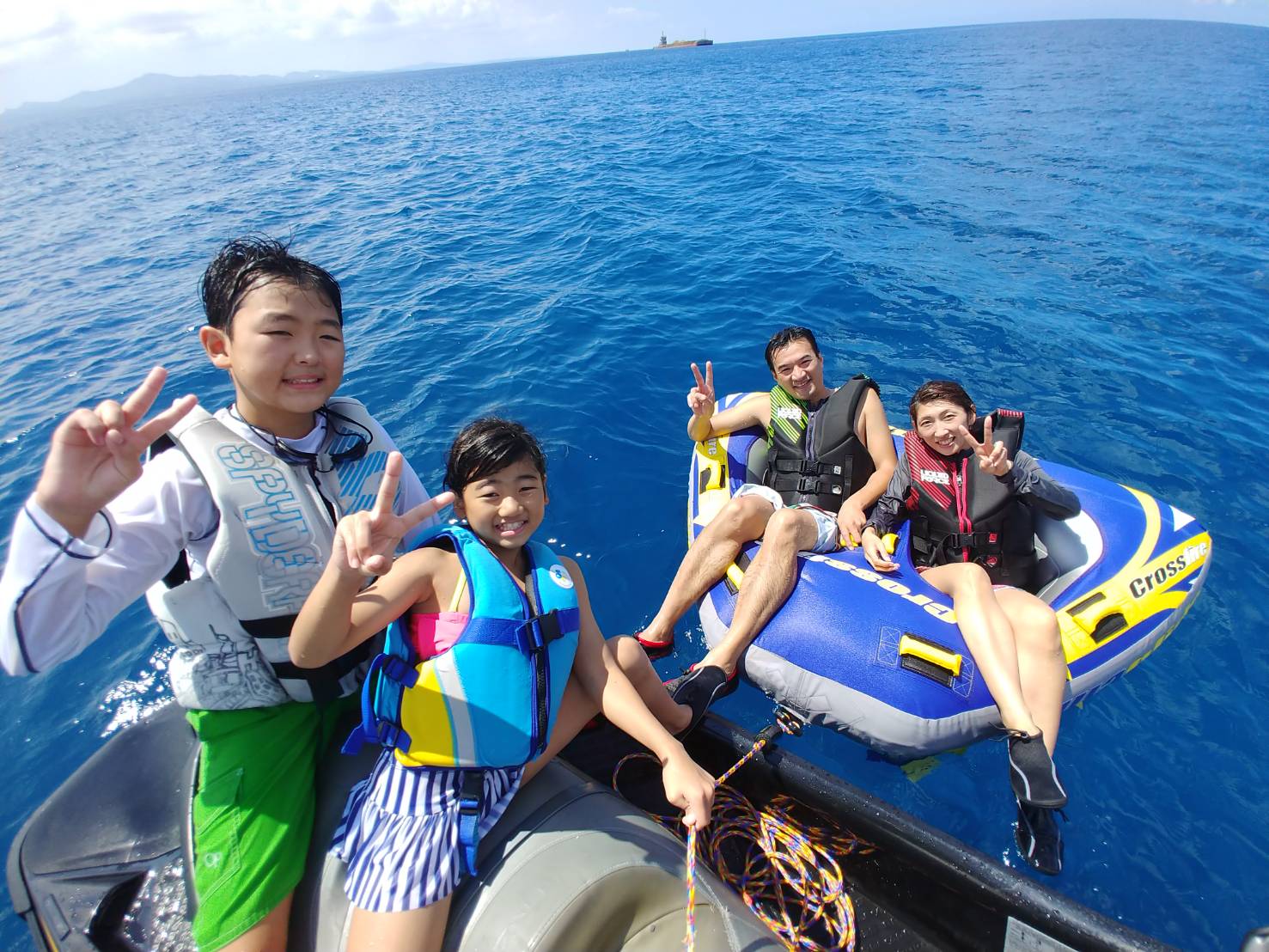 北部・名護】格安!!⑦種類マリンスポーツ遊び放題2時間&ビーチでBBQ