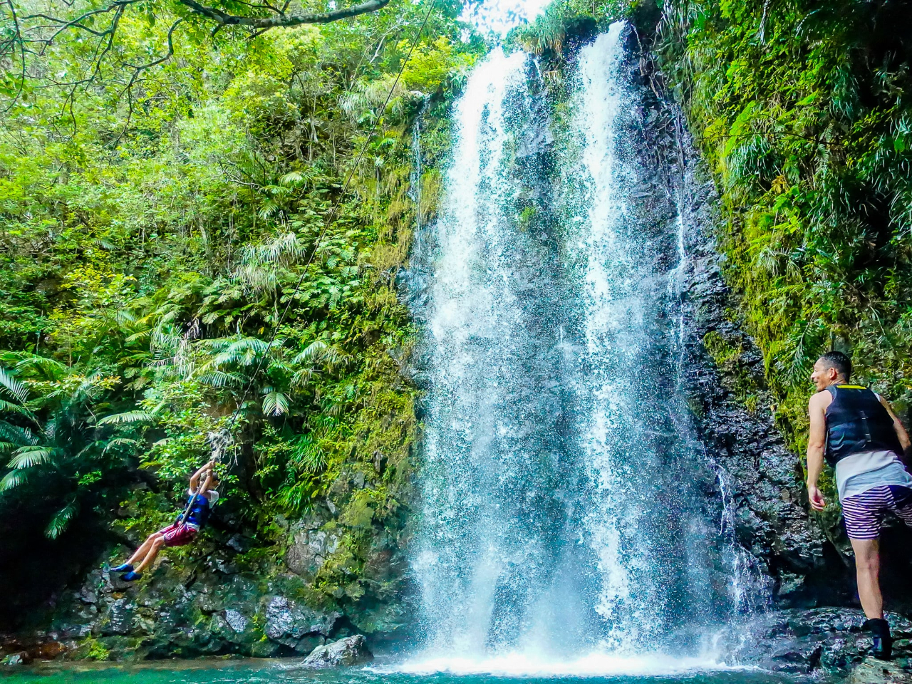 やんばる(大宜味村)開催／ター滝／約3時間】リバートレッキング！冒険