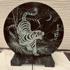 大理石製虎彫刻置物 (まさ) 尾張旭のインテリア雑貨/小物《置物