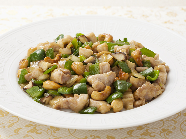 鶏肉とカシューナッツの炒めもの｜レシピ｜エスビー食品株式会社