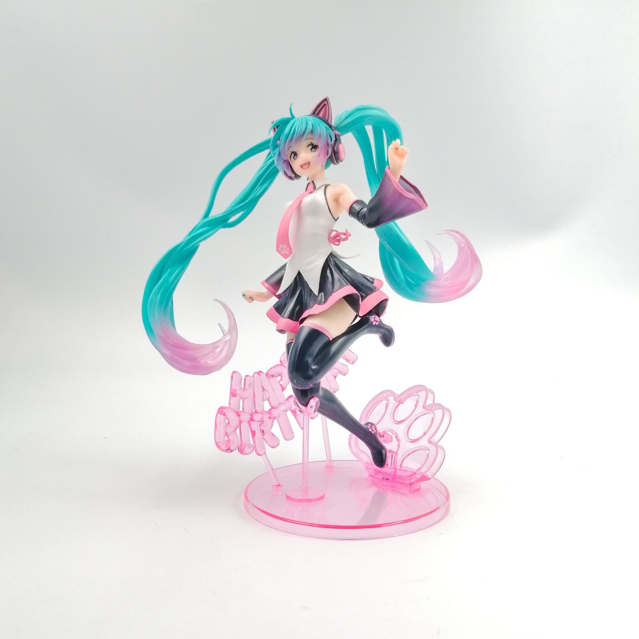 8月下旬登場の初音ミクの豪華フィギュア2種！AMPは第3弾に｜オンライン