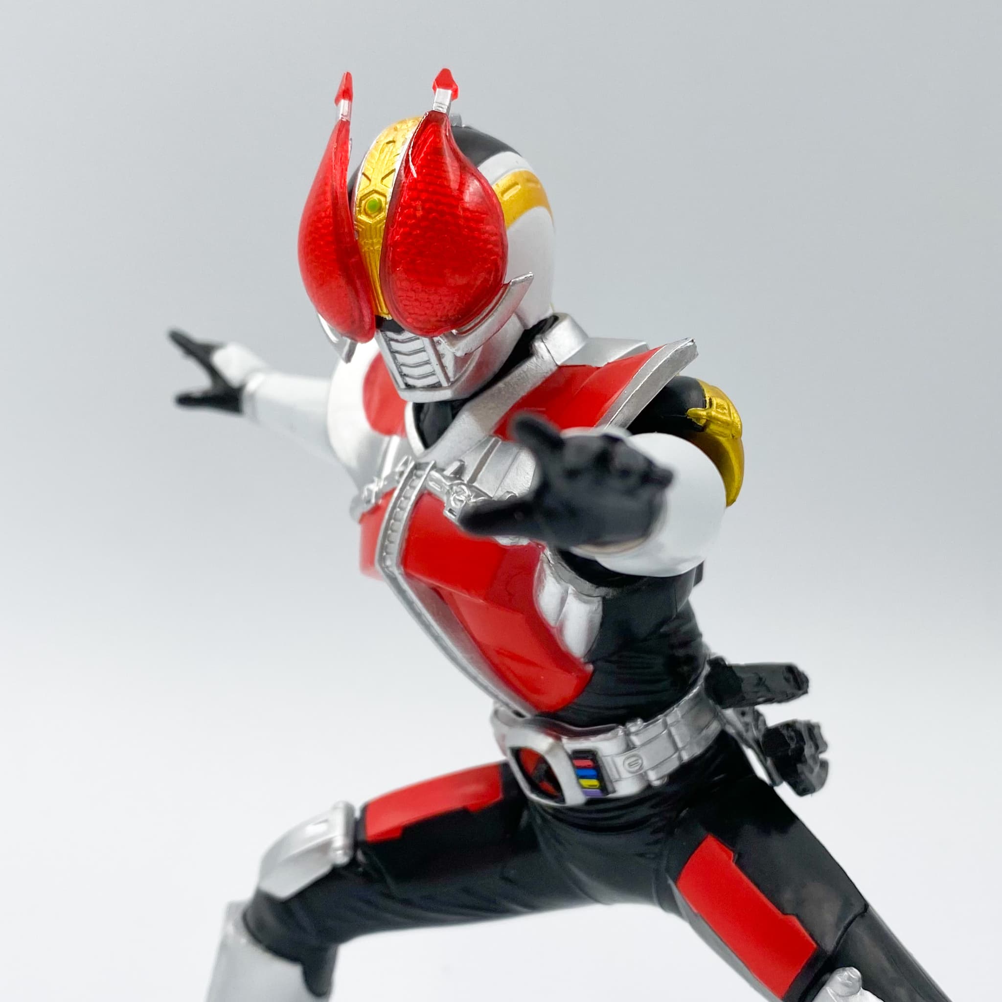 英雄勇像」シリーズに仮面ライダー電王ソードフォームが登場