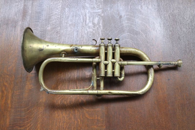 フリューゲルホルン ケノン - フランスアンティークのお店 rendez-vous