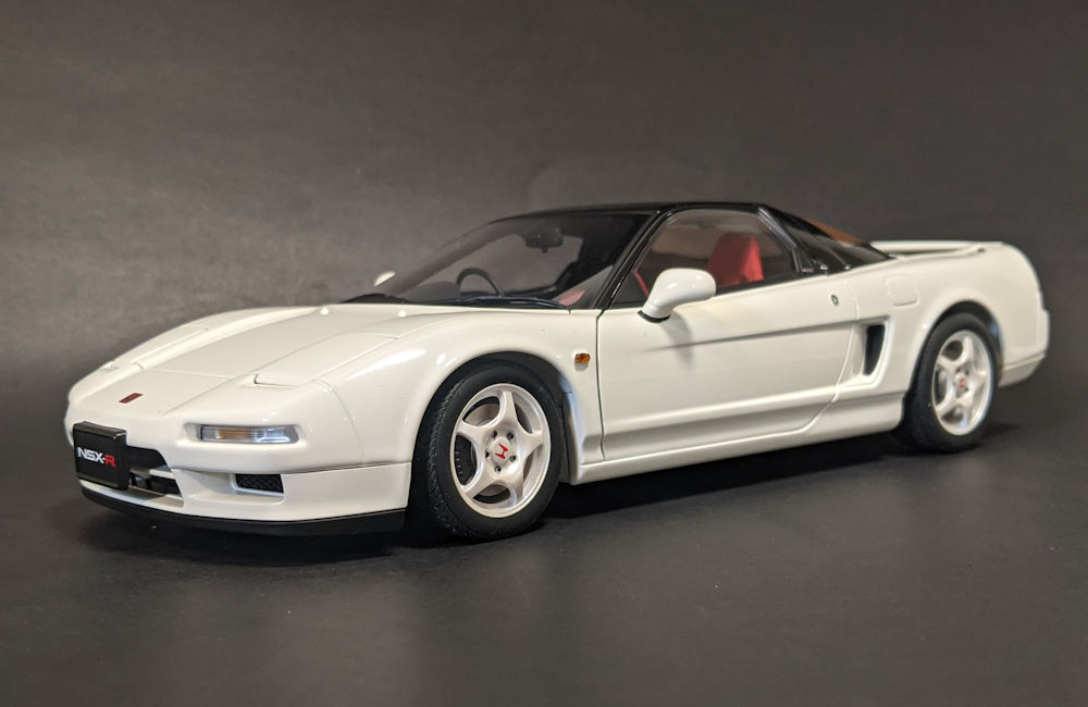 REVIEW: AUTOart Honda NSX-R (NA2) • DiecastSociety.com
