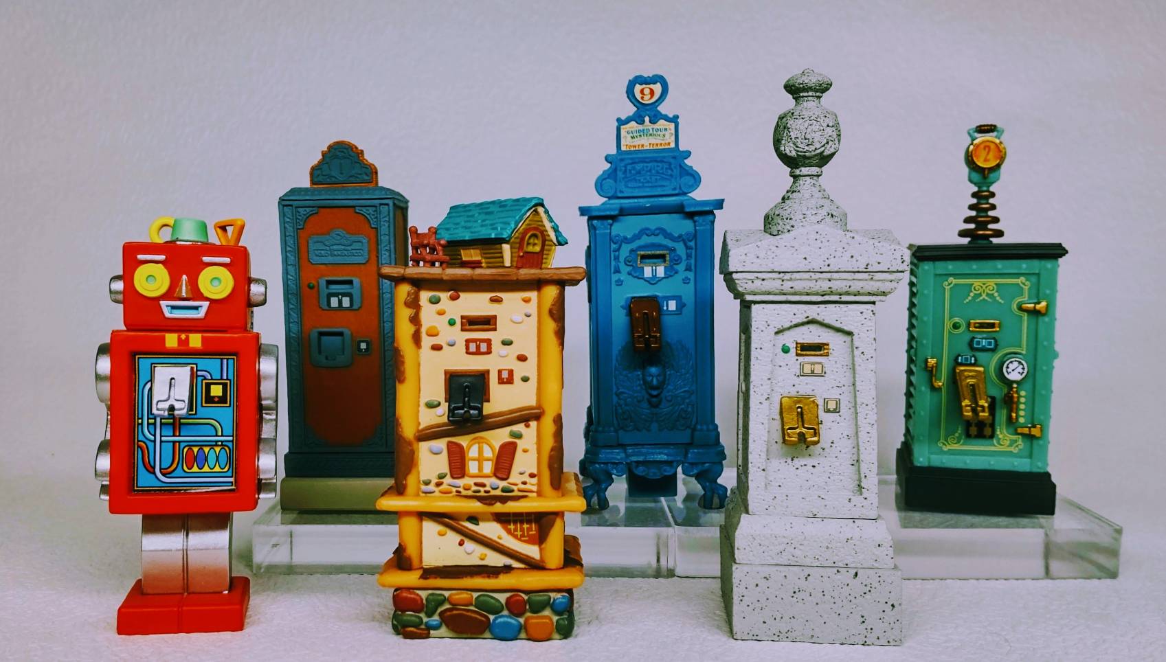 ファストパス発券機 1弾 | ディズニーフィギュアコレクション