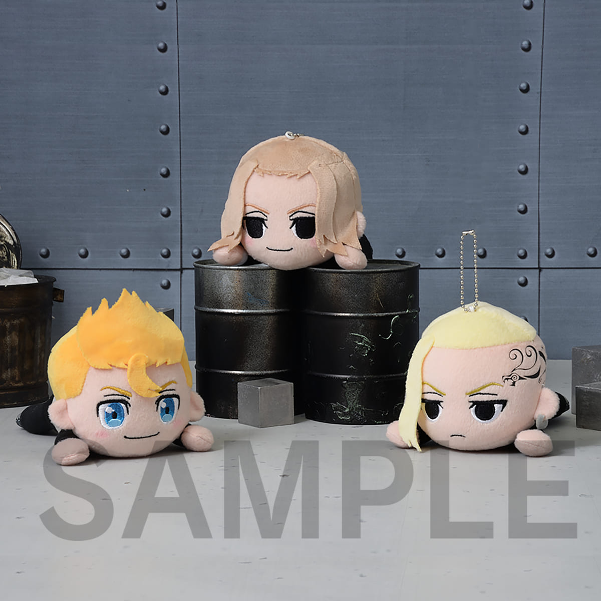 タケミチやマイキーたちを寝そべり姿でぬいぐるみ化！セガプライズ