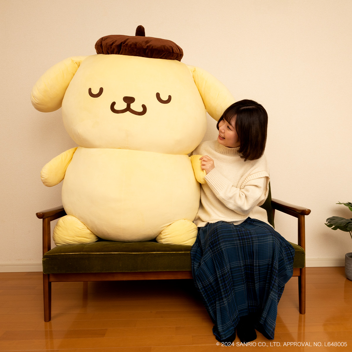 安らぎの表情がかわいい全長約105cmの超巨大クッション！バンダイ