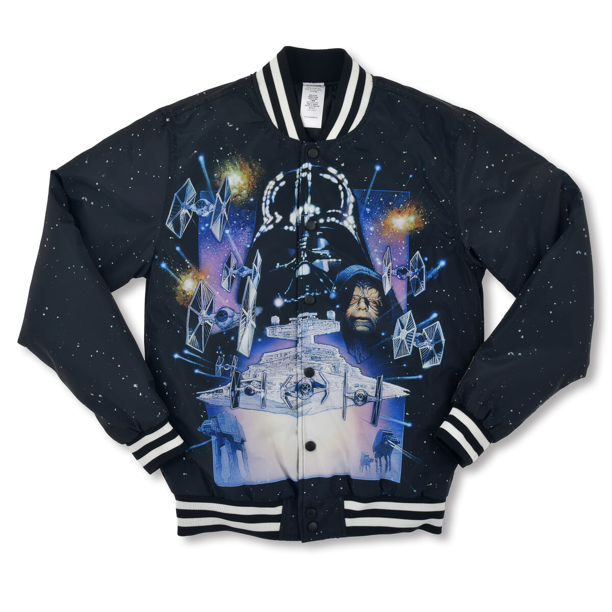 ダース・ベイダーのライトセーバーや存在感抜群なアパレル！ディズニー