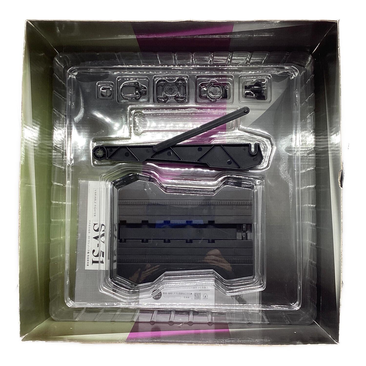 YAMATO マクロスゼロ 完全変形 SV-51r ノーラ機 1/60 模型｜トレファク