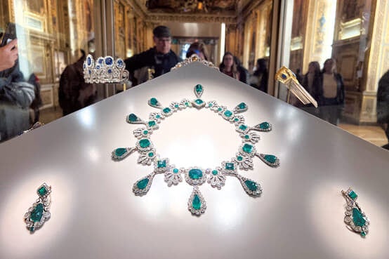 ルーブルを襲った「7分の強奪」──155億円が示す美術館の盲点