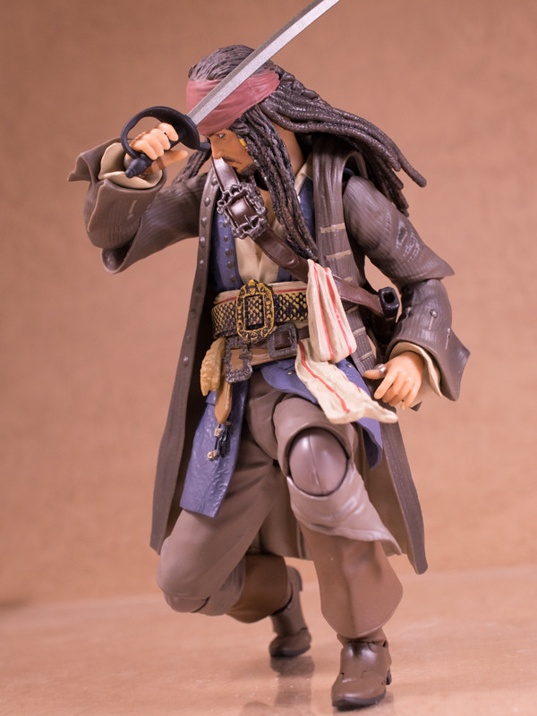 バンダイS.H.フィギュアーツ ジャック・スパロウで遊んでみよう