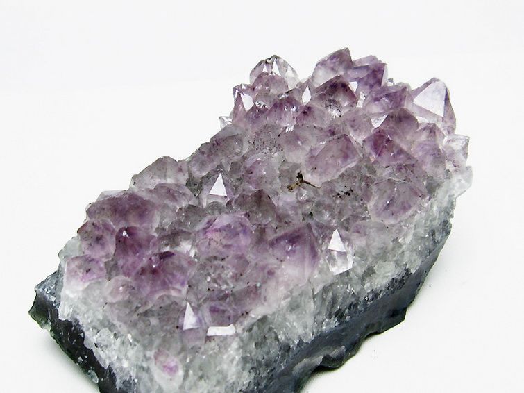 ブラジル産ファントムアメジストクラスター[T749-4918]