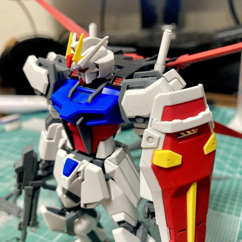 EG ストライクガンダム+オプションパーツセット01｜しらいこーすけさん
