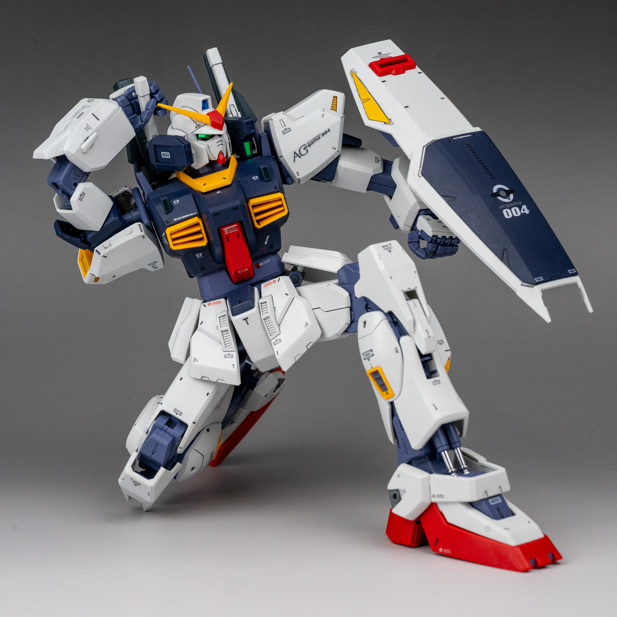 MG ガンダムMk-2 Ver.2.0（エゥーゴ）｜M.マウス Ver.Leさんのガンプラ